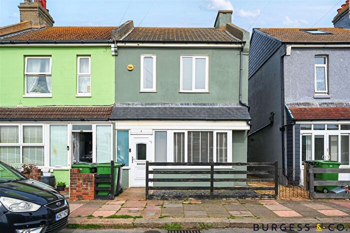 3 Bedroom End Of Terrace House For Sale In Cliftonville Road, St. Leonards-On-Sea, TN38