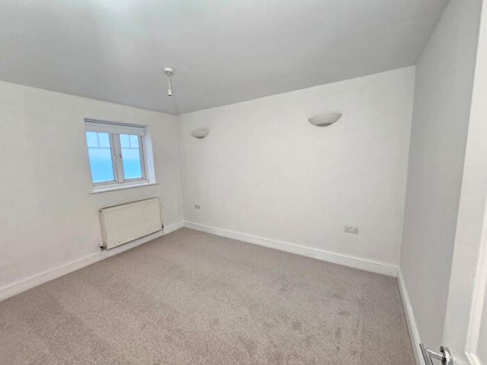 1 Bedroom Flat To Rent In Shirley Road, Southampton, SO15
