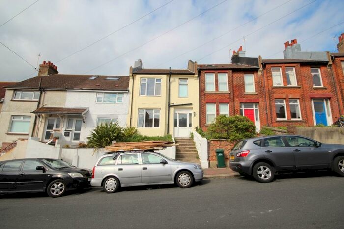 4 Bedroom House To Rent In Milner Road, Brighton, BN2