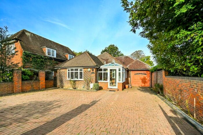 4 Bedroom Detached House To Rent In Thetford Road, New Malden, KT3