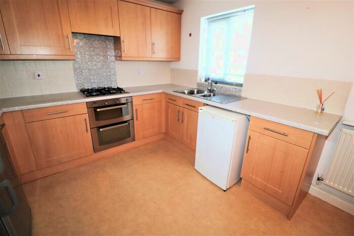 3 Bedroom Town House To Rent In Heol Mynydd Bychan, Heath, Cardiff, CF14