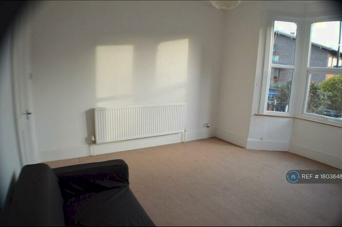 1 Bedroom Flat To Rent In Hawstead Road, London, SE6