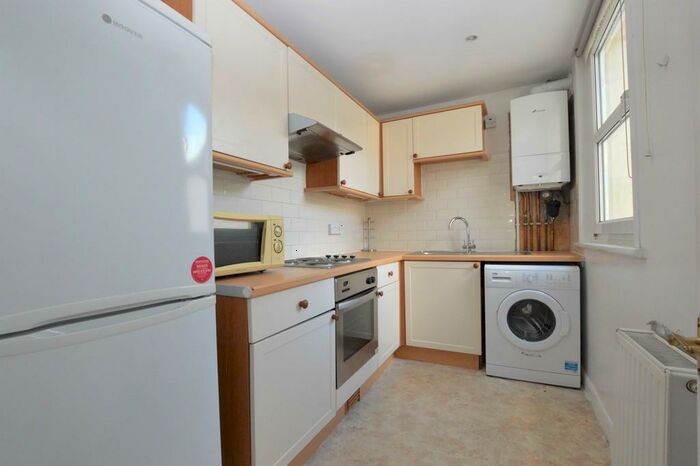 1 Bedroom Flat To Rent In Brighton Road, South Croydon, CR2