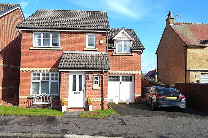 3 Bedroom Detached House For Sale In Academy Road, Bo'ness, EH51