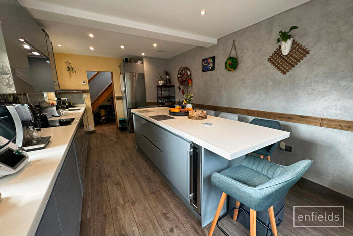 2 Bedroom Semi-Detached House For Sale In Princes Road, Southampton, SO15