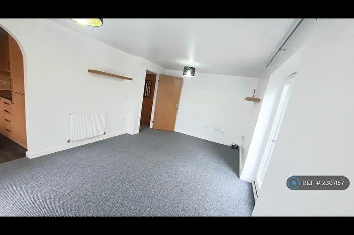1 Bedroom Maisonette To Rent In Freshfield Avenue, Milton Keynes, MK10