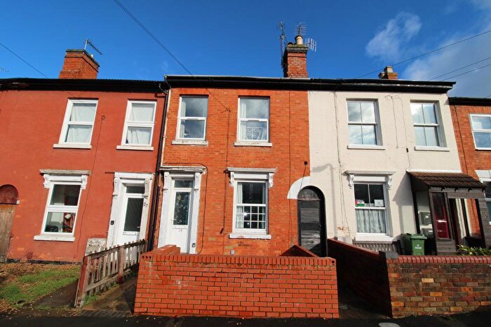 3 Bedroom Terraced House For Sale In Thompson Street, New Bradwell, Milton Keynes, MK13