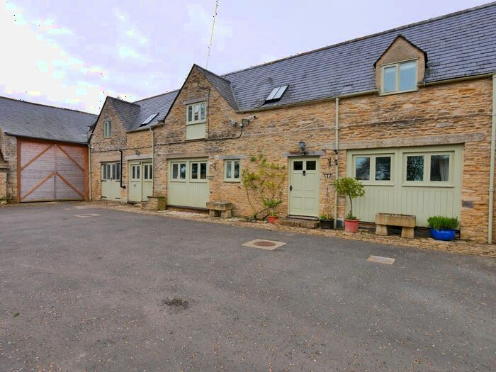 4 Bedroom Cottage To Rent In Driffield, Cirencester, GL7