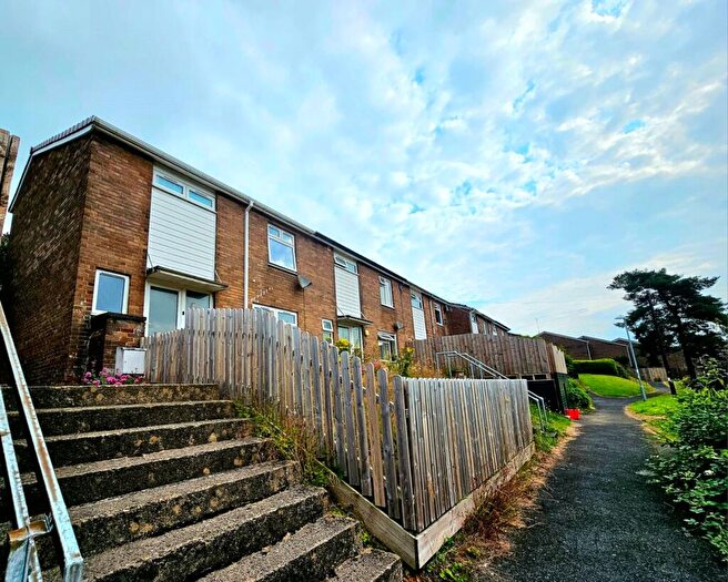 3 Bedroom End Of Terrace House To Rent In Brynheulog, Rhayader, Powys, LD6