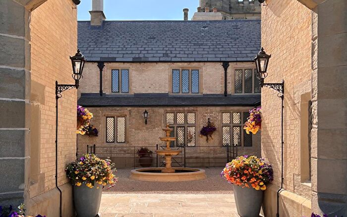 2 Bedroom Mews For Sale In The Housekeeper's Hall, Moreby Hall, YO19