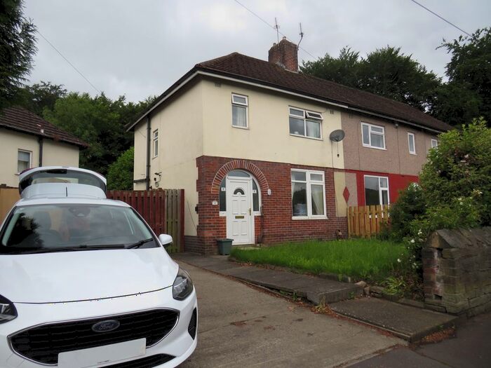 2 Bedroom Property To Rent In Westbourne Crescent, Crossley Hill, Halifax, HX3