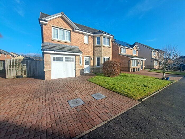 4 Bedroom Detached House To Rent In Cambridge Crescent, ML6