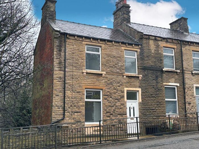 2 Bedroom Terraced House For Sale In Huddersfield Road, Brighouse, West Yorkshire, HD6