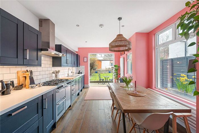 4 Bedroom Detached House For Sale In Maitland Road, London, SE26