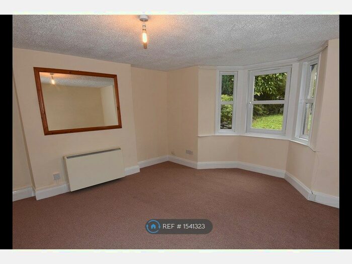 2 Bedroom Flat To Rent In Fishponds, Bristol, BS5