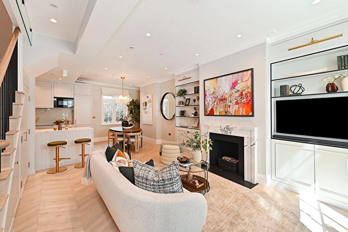 3 Bedroom Town House For Sale In Clareville Street, South Kensington, London, SW7