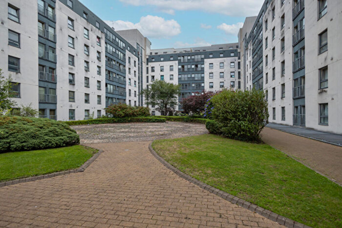 2 Bedroom Flat For Sale In Wallace Street, Glasgow, G5