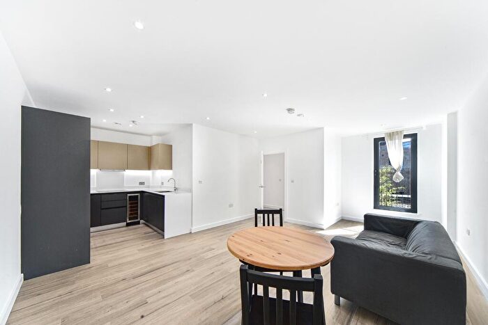 1 Bedroom Apartment To Rent In Callis Close London, SE18