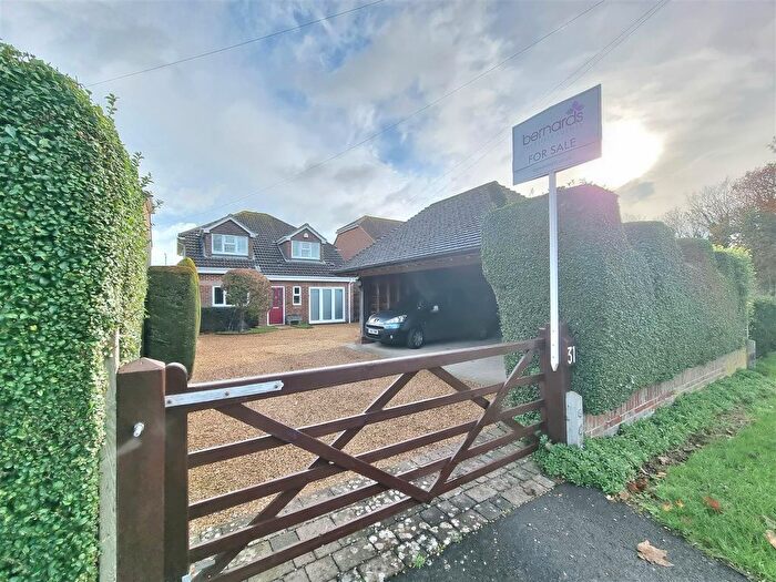 4 Bedroom Detached House For Sale In Fort Road, Alverstoke, Gosport, PO12