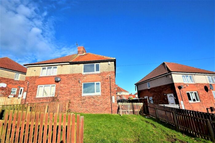 3 Bedroom Semi-Detached House To Rent In Thorpe Crescent, Horden, County Durham, SR8