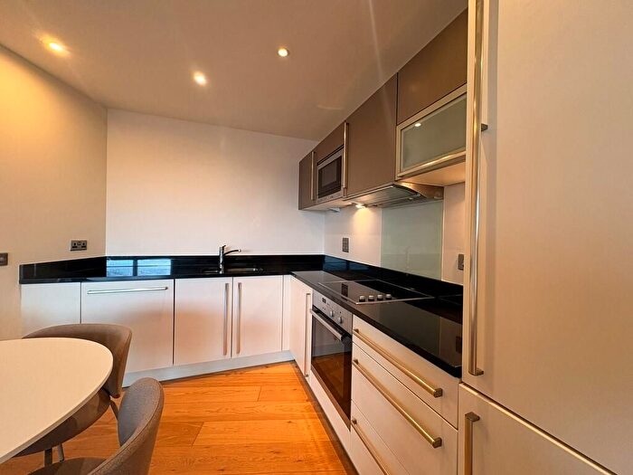 1 Bedroom Flat To Rent In Consort Road, London, SE15