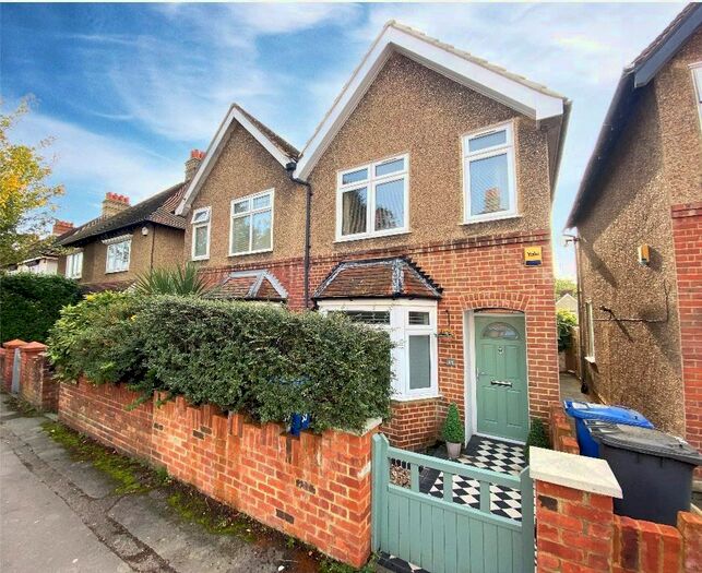 2 Bedroom Semi-Detached House To Rent In Clare Road, Maidenhead, Berkshire, SL6