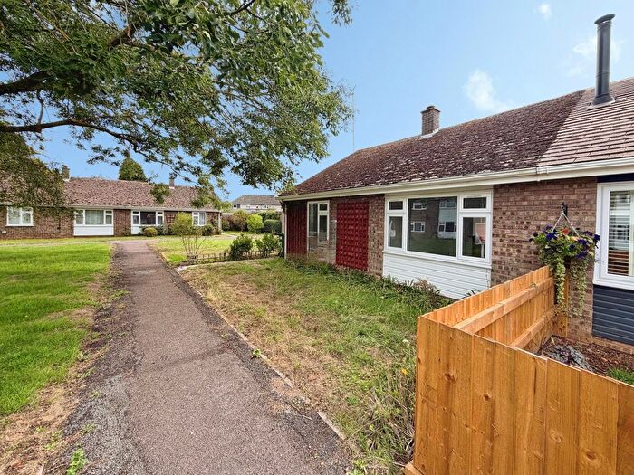 2 Bedroom Bungalow To Rent In Roman Drive, Peterborough, PE8