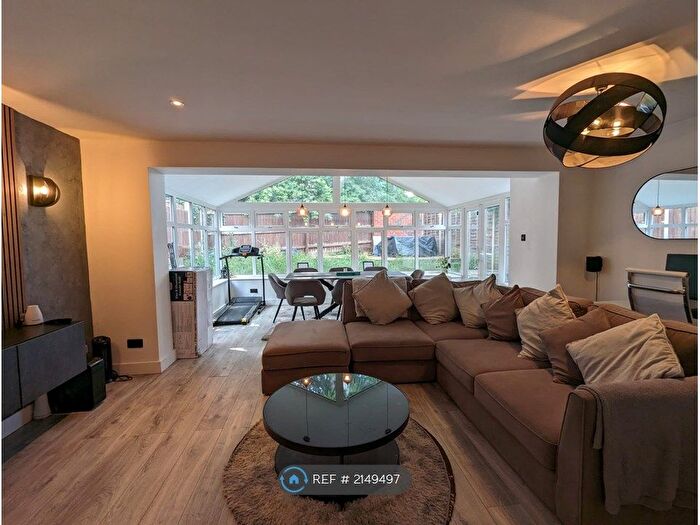 3 Bedroom Detached House To Rent In Wych Elm Drive, Leamington Spa, CV31