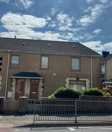 3 Bedroom End Of Terrace House To Rent In Briton Ferry Road, Neath, Neath Port Talbot., SA11