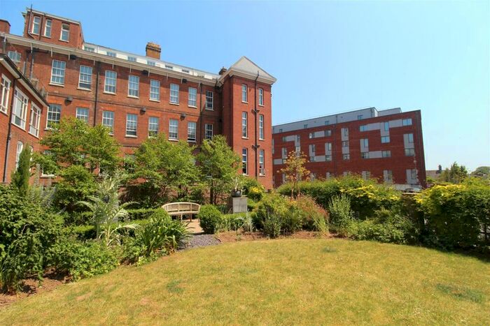 2 Bedroom Apartment To Rent In Southernhay East, Exeter, EX1