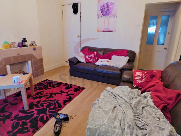 3 Bedroom Terraced House To Rent In Gaul Street, Leicester, LE3