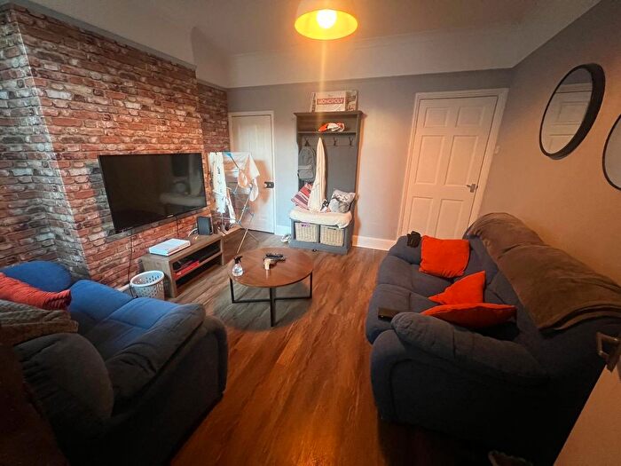 4 Bedroom Terraced House To Rent In Kesteven Street, Lincoln, LN5