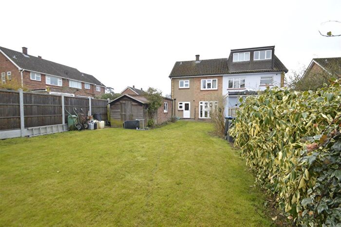 3 Bedroom Semi Detached House For Sale In Bowes Drive, Ongar, CM5