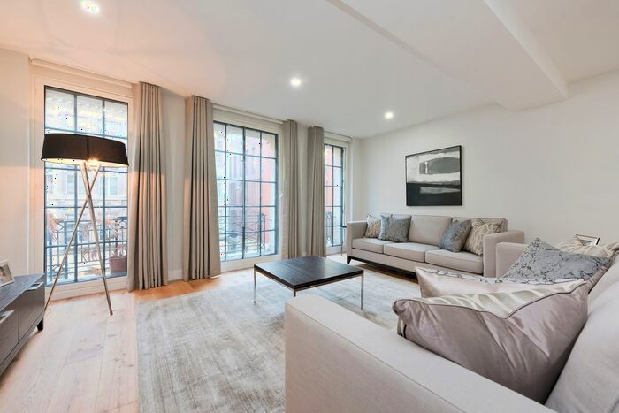 2 Bedroom Flat To Rent In Hanover Street, London, W1S