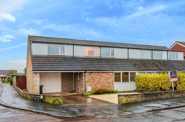 4 Bedroom Semi-Detached House For Sale In Wenrisc Drive, Minster Lovell, Witney, OX29