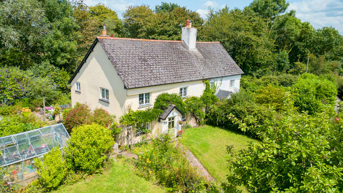 3 Bedroom Semi-Detached House For Sale In Larkbeare, Talaton, Exeter, EX5