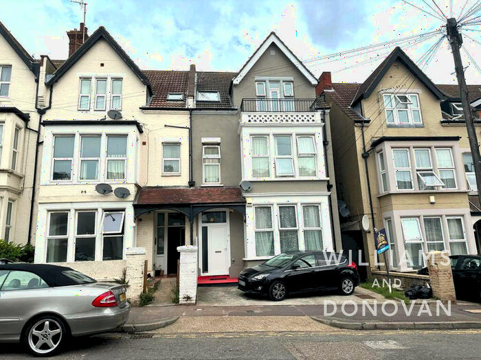 Studio To Rent In York Road, Southend-on-Sea, SS1