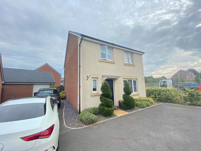 4 Bedroom Property To Rent In Jubilee Way, Rogerstone, Newport, NP10