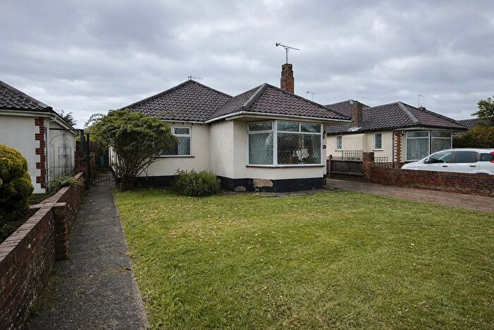 3 Bedroom Detached Bungalow For Sale In Goring Way, Worthing, BN12