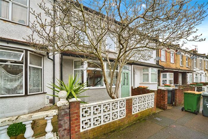 3 Bedroom Terraced House For Sale In Evesham Road, London, London, E15