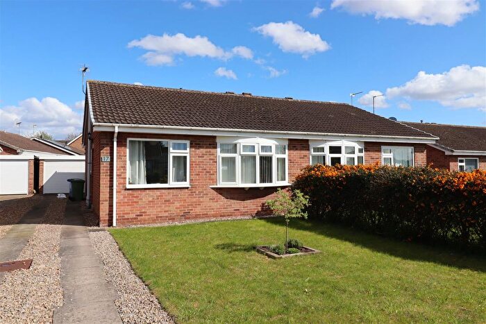 2 Bedroom Semi-Detached Bungalow For Sale In Glenfield Avenue, Market Weighton, York, YO43