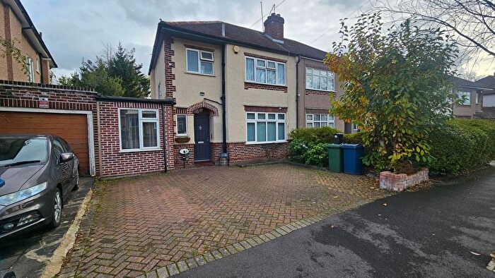 4 Bedroom Semi Detached House To Rent In St. Michaels Crescent, Pinner, HA5