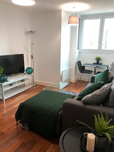 1 Bedroom Flat To Rent In Hagley Road, Birmingham, West Midlands, B16