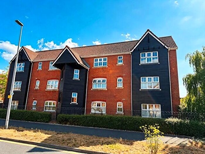 2 Bedroom Apartment For Sale In Antigua Close, Eastbourne, BN23
