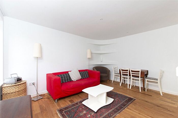 1 Bedroom Flat To Rent In King Stables Road, Edinburgh, EH1