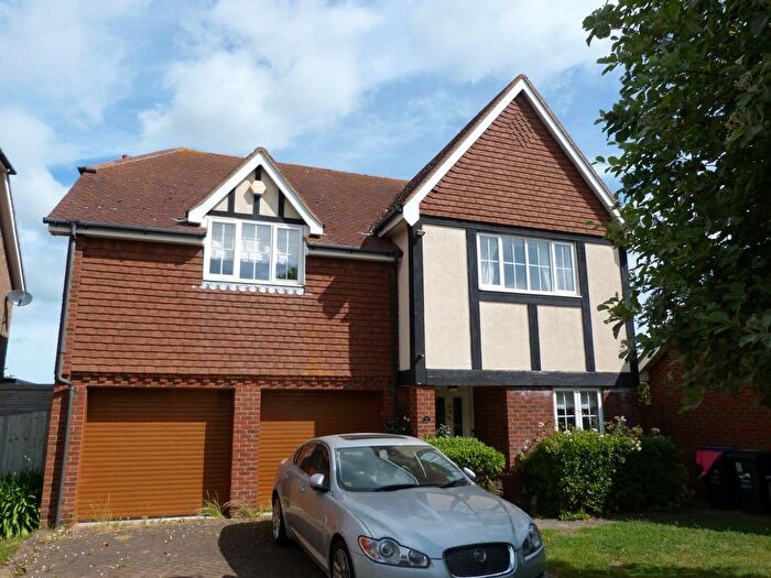 5 Bedroom Detached House For Sale In Foreland Heights, Broadstairs, CT10