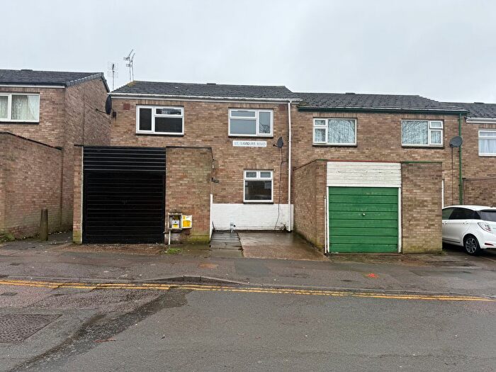 3 Bedroom Town House To Rent In St. Saviours Road, Leicester, LE5