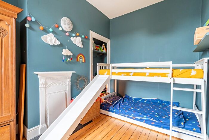 3 Bedroom Terraced House For Sale In Lindley Street, Holgate, York, YO24
