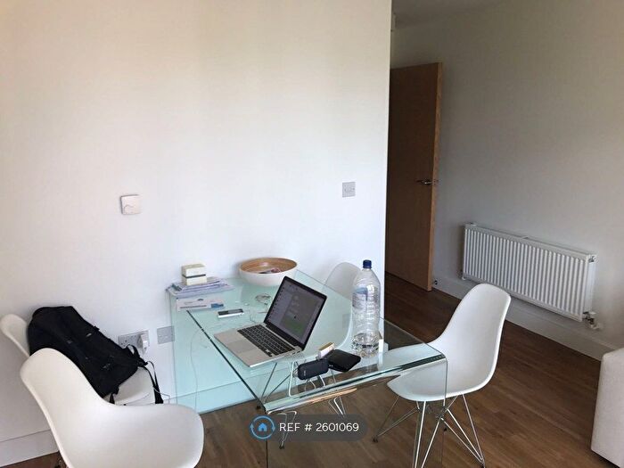 1 Bedroom Flat To Rent In Needleman Street, London, SE16