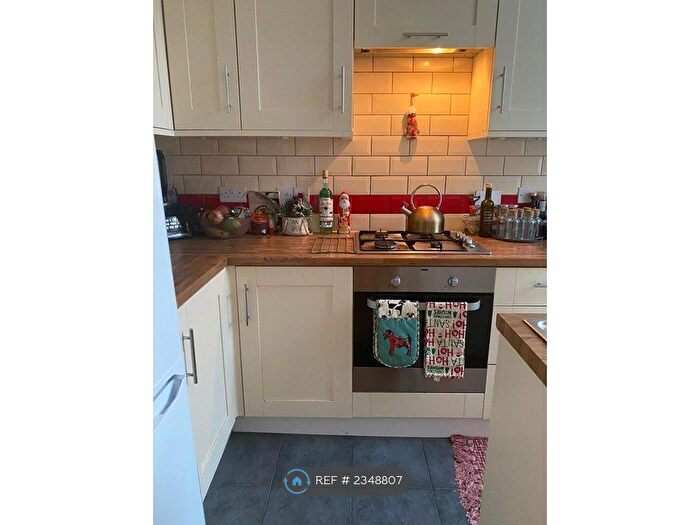 1 Bedroom Flat To Rent In London, London, W14